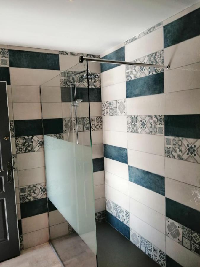 Les Gremilles Panzió Bassoncourt Kültér fotó